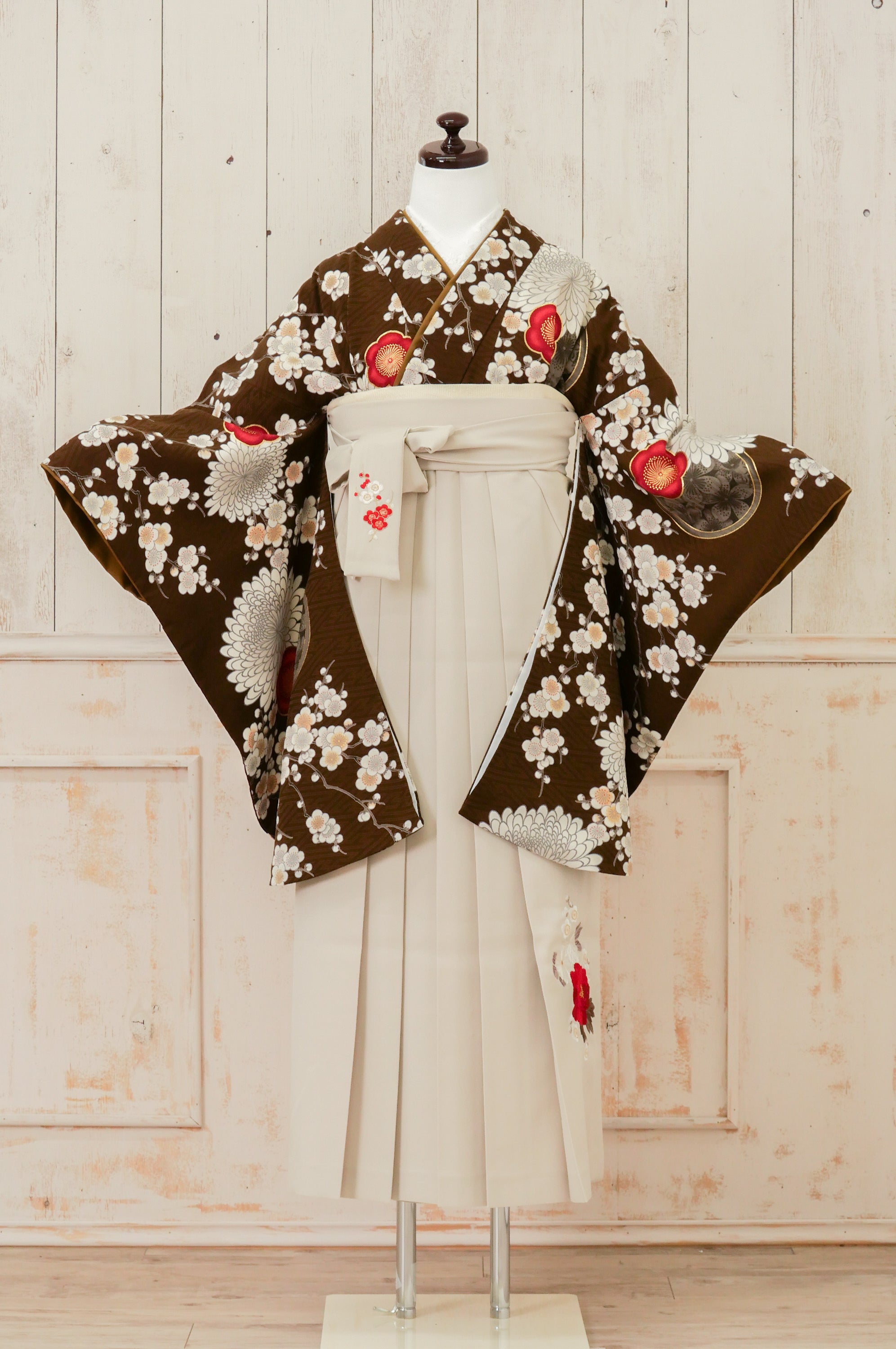 KR-130/九重ブラウン梅菊 卒業袴