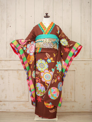 FI-010　ショコラモダン　振袖