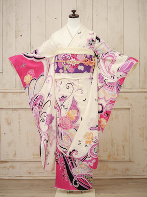 FI-043　舞う蝶と薔薇のメヌエット　振袖