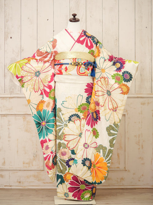 FI-047    花舞う麗日　振袖