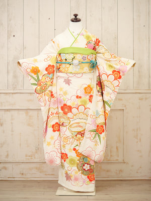 FI-048-1　祝彩の舞　振袖