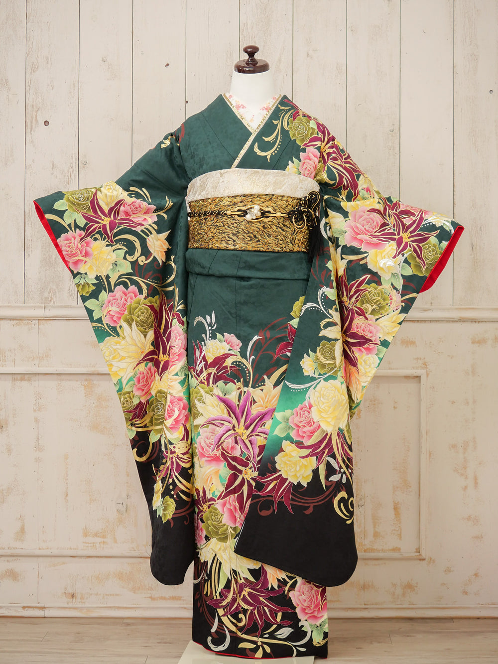 FI-066　翠の薔薇　振袖