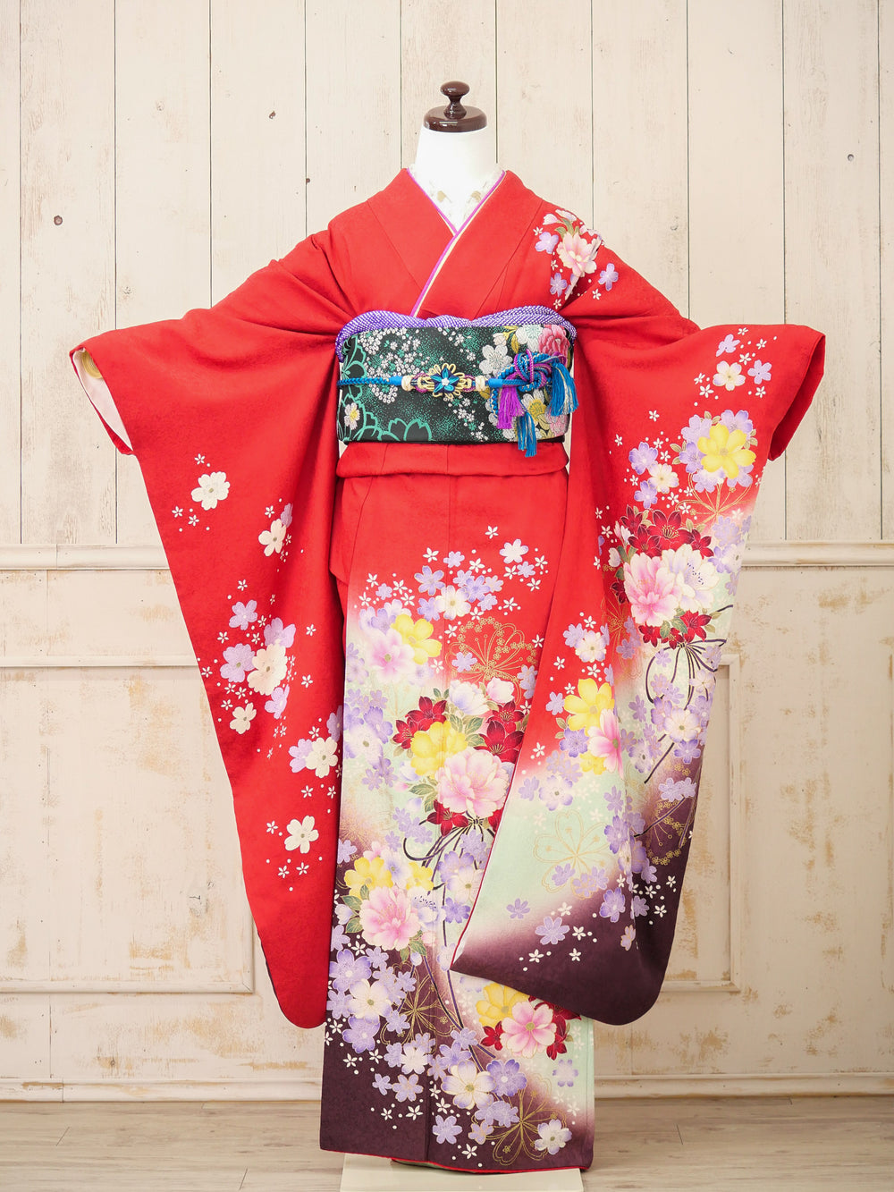 FK-001　紅花の雅　振袖