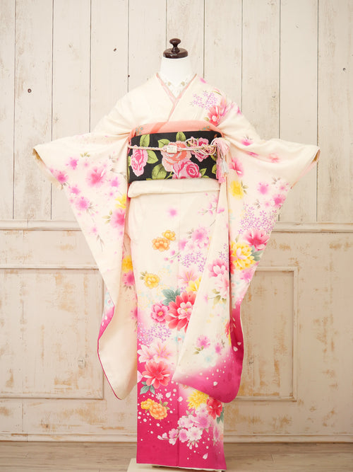 FK-012　桃花彩日和　振袖