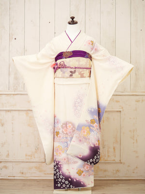 FK-023　白地紫小花　振袖.