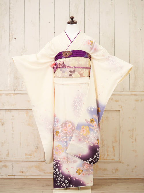 FK-023　白地紫小花　振袖.