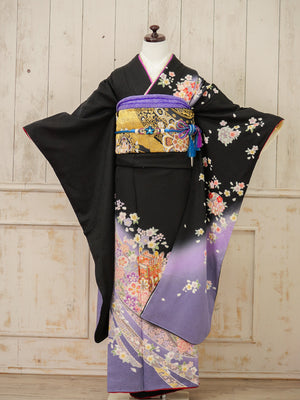 FK-039　黒地パープル御所車　振袖.
