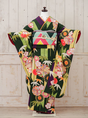 FR-001   　緑地モダン柄　振袖