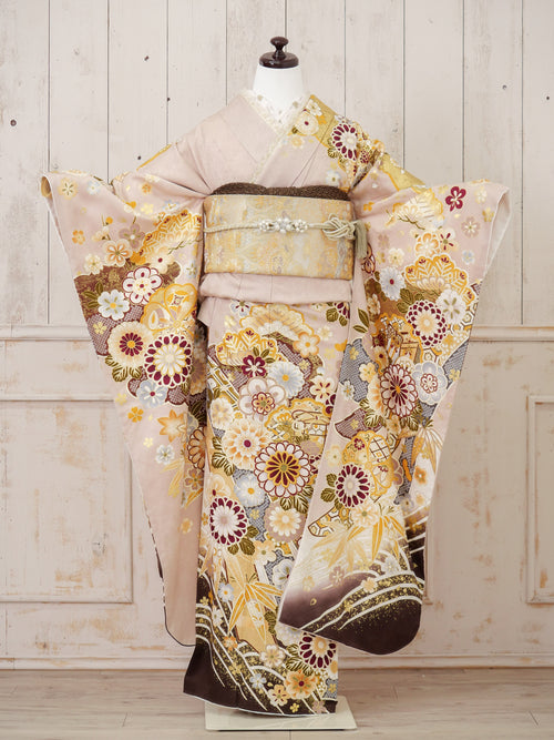 FR-013　ピンクベージュ　振袖