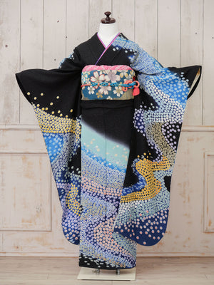 FR-035　黒地花流水　振袖