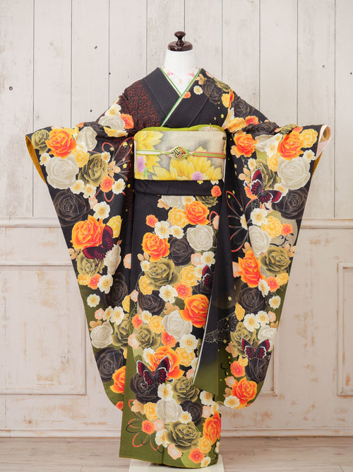 FR-037   黒地オレンジバラ　振袖