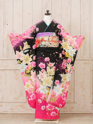 FR-042   黒地ピンク百合　振袖