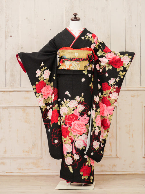 FR-046　黒地ピンクバラ　振袖