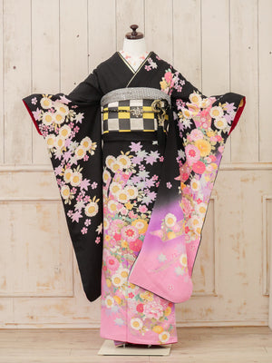 FR-053   黒地ピンク紅葉　振袖