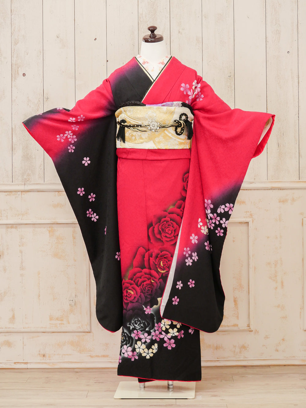 FR-056   ビビッドピンクバラ　振袖