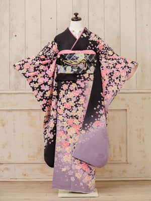 FR-066   黒地ピンク花　振袖