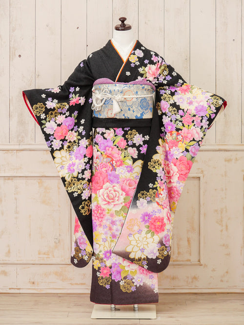 FR-067　黒地ピンク牡丹　振袖