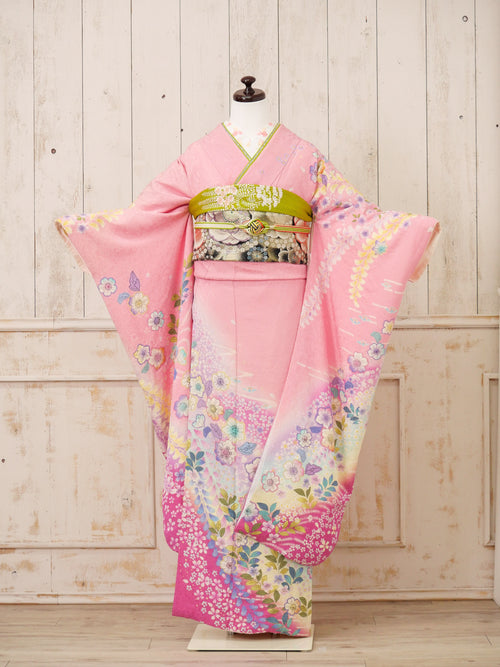 FR-068　ピンク地小花　振袖