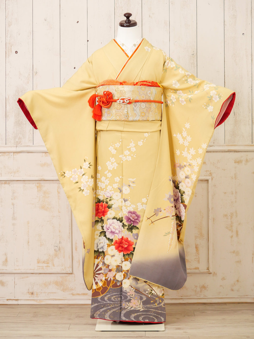 FR-072　黄色地古典　振袖