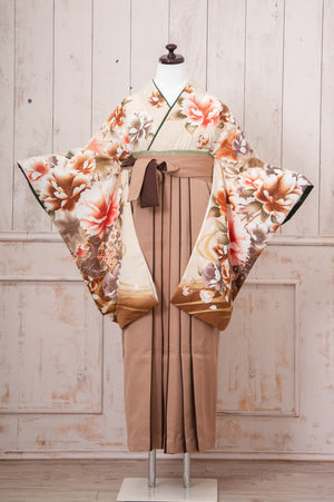 KR-010/ベージュ桜尽くし　卒業袴