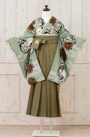 KR-133/玉城ティナ×紅一点モスグリーン　卒業袴