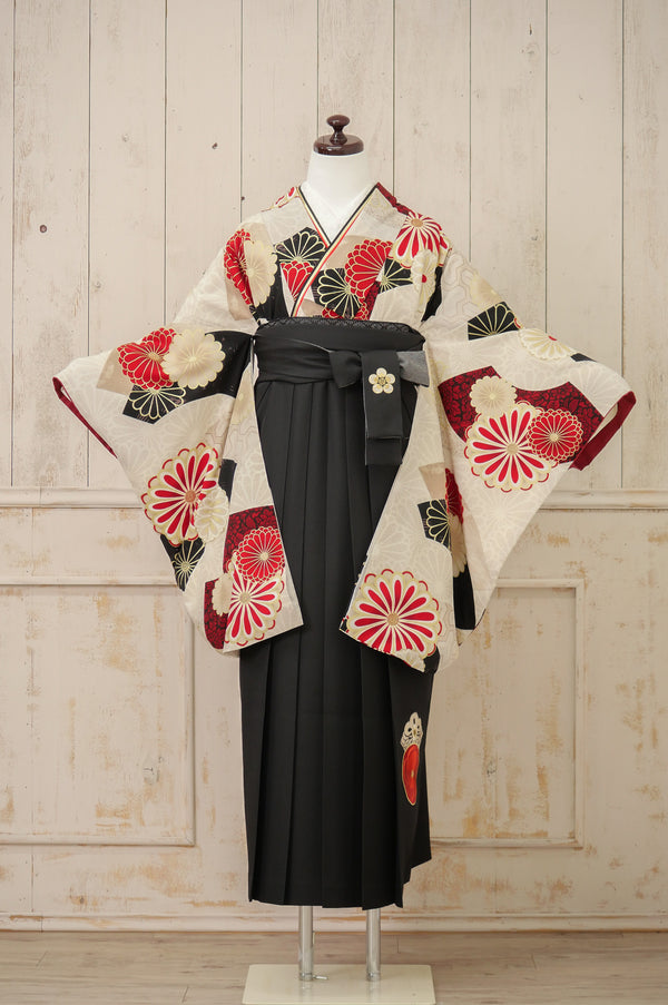 KR-136/JAPAN STYLE×中村里砂 ベージュ扇面に菊　卒業袴