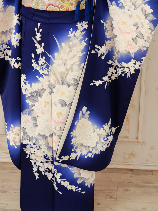 FR-017　紺地牡丹　振袖