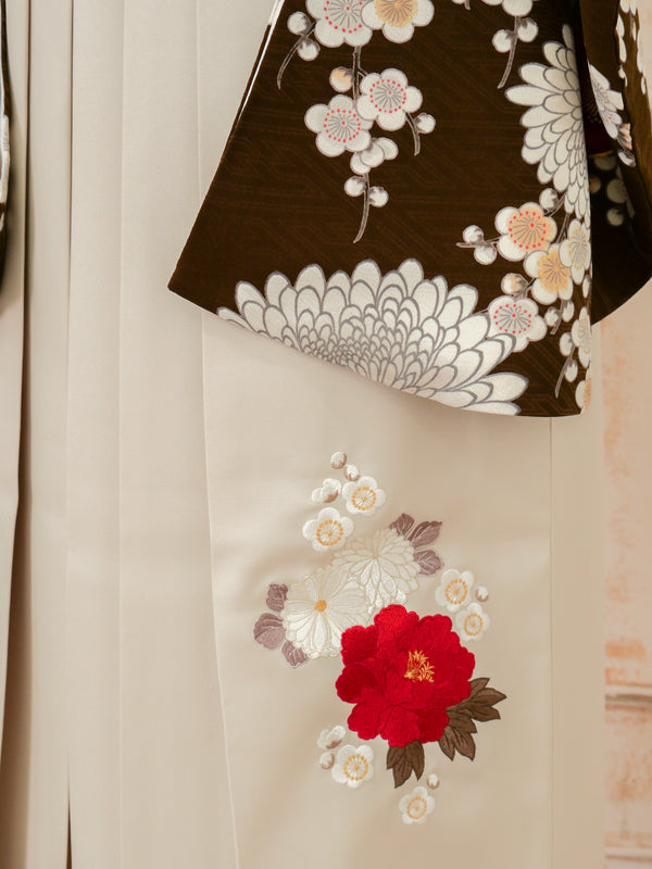 KR-130/九重ブラウン梅菊　卒業袴