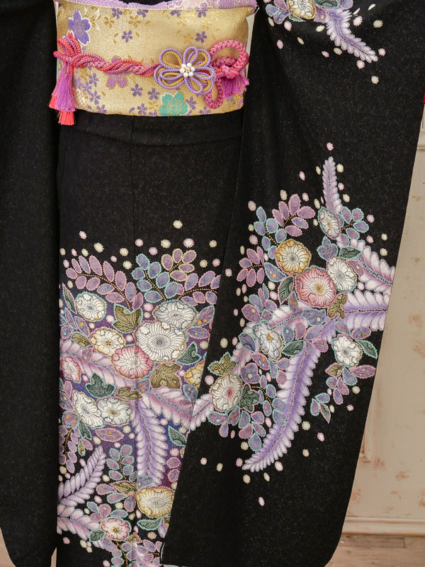 FR-020　黒地薄紫シダ　振袖