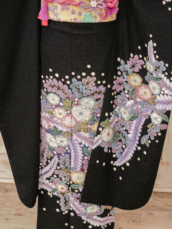 FR-020　黒地薄紫シダ　振袖