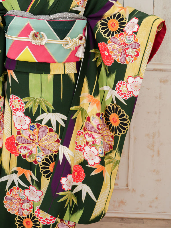 FR-001   　緑地モダン柄　振袖