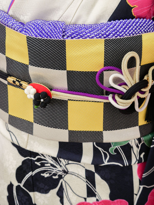 FR-002 　 緑地矢絣　振袖