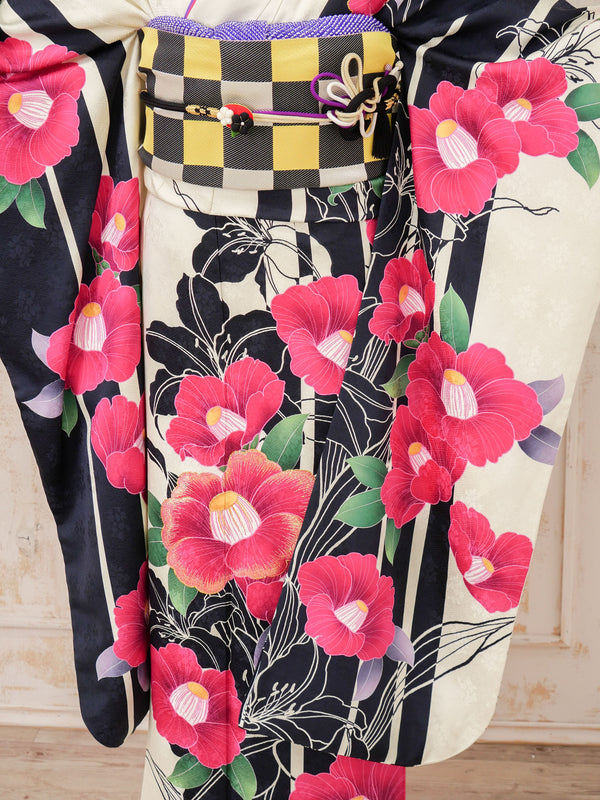 FR-002 　 緑地矢絣　振袖