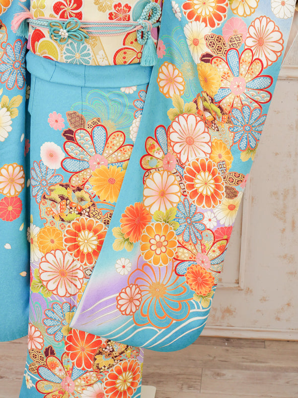 FR-012　水色地オレンジ　振袖