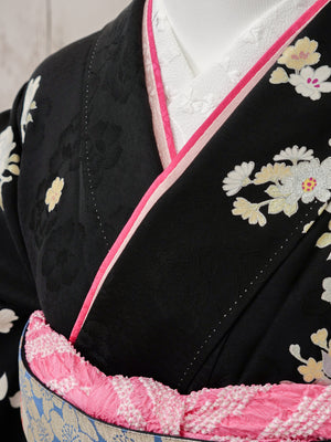 FR-027　黒地白牡丹　振袖