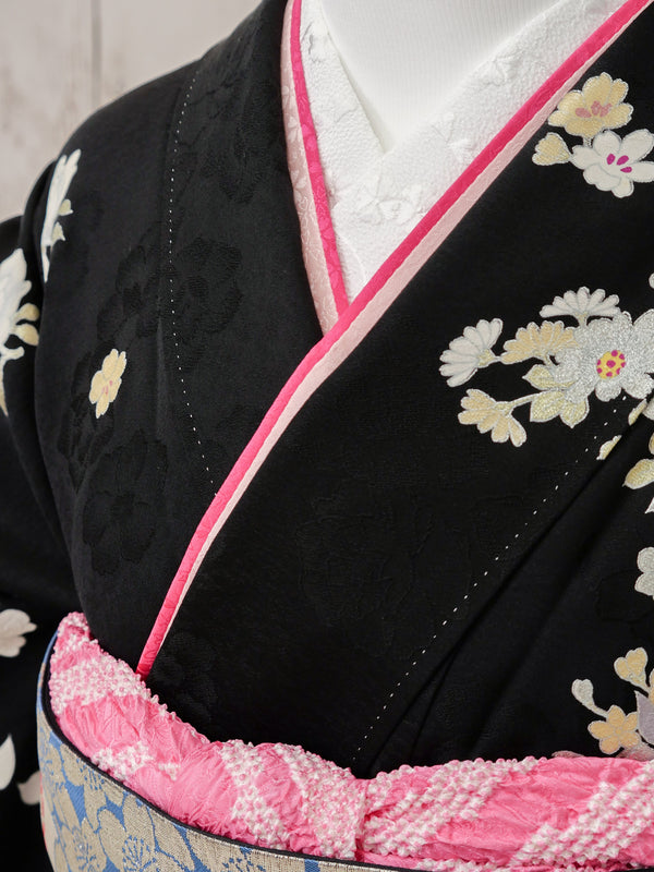 FR-027　黒地白牡丹　振袖