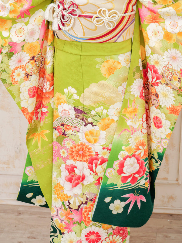 FR-011　黄緑地古典　振袖