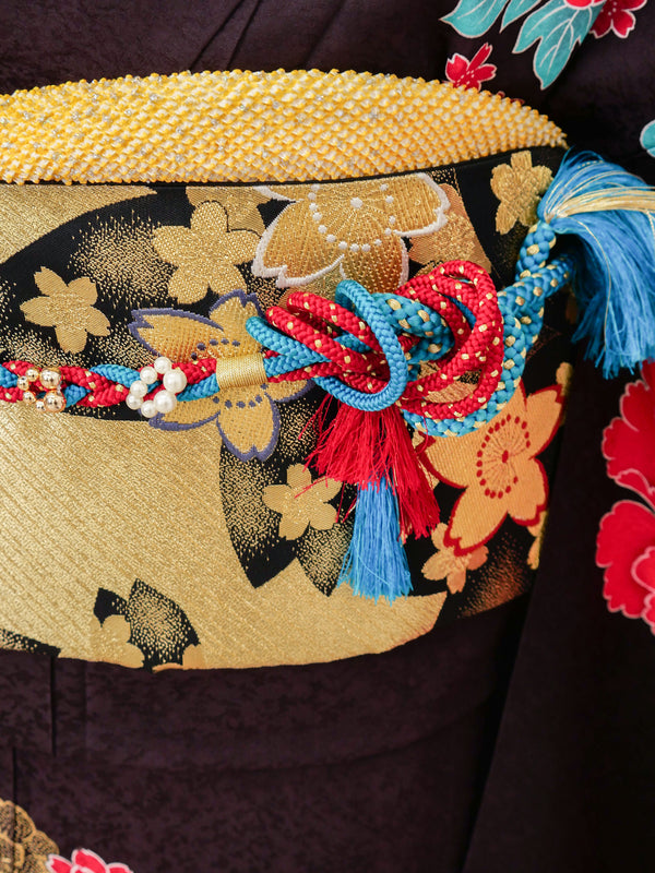 FJ-002   茶色地大牡丹赤　振袖