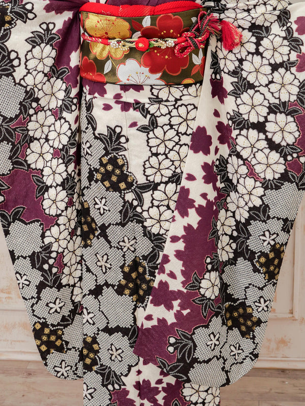 FR-030  紫しぼり　振袖