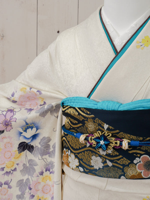 FR-033　白地青バラ　振袖