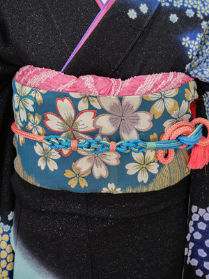 FR-035　黒地花流水　振袖