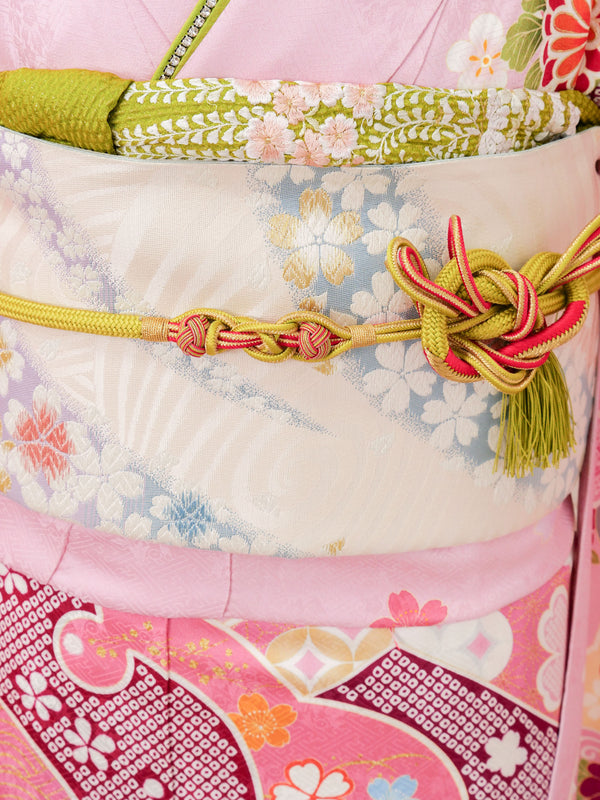 FR-036    ピンク地古典　振袖