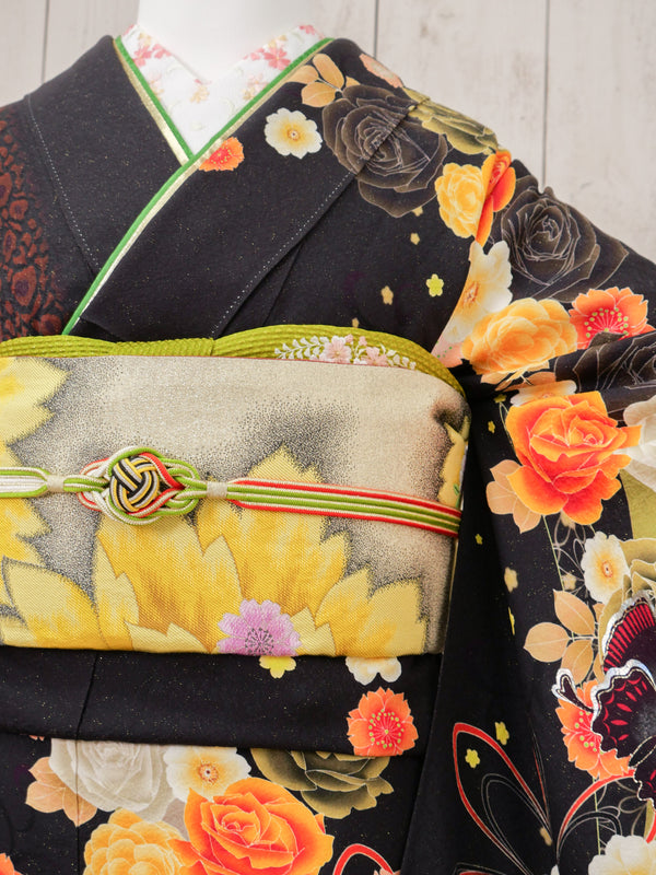 FR-037   黒地オレンジバラ　振袖