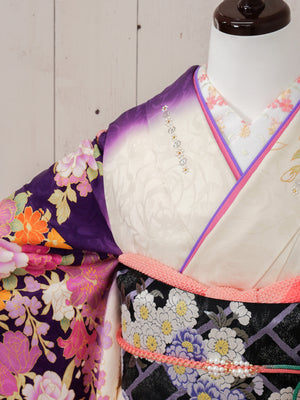 FR-008　白地パープル 桂由美　振袖