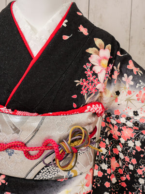 FR-040   黒地ピンク花　振袖