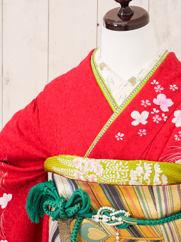 FR-041　赤地ピンク花　振袖