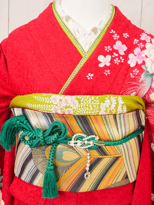 FR-041　赤地ピンク花　振袖