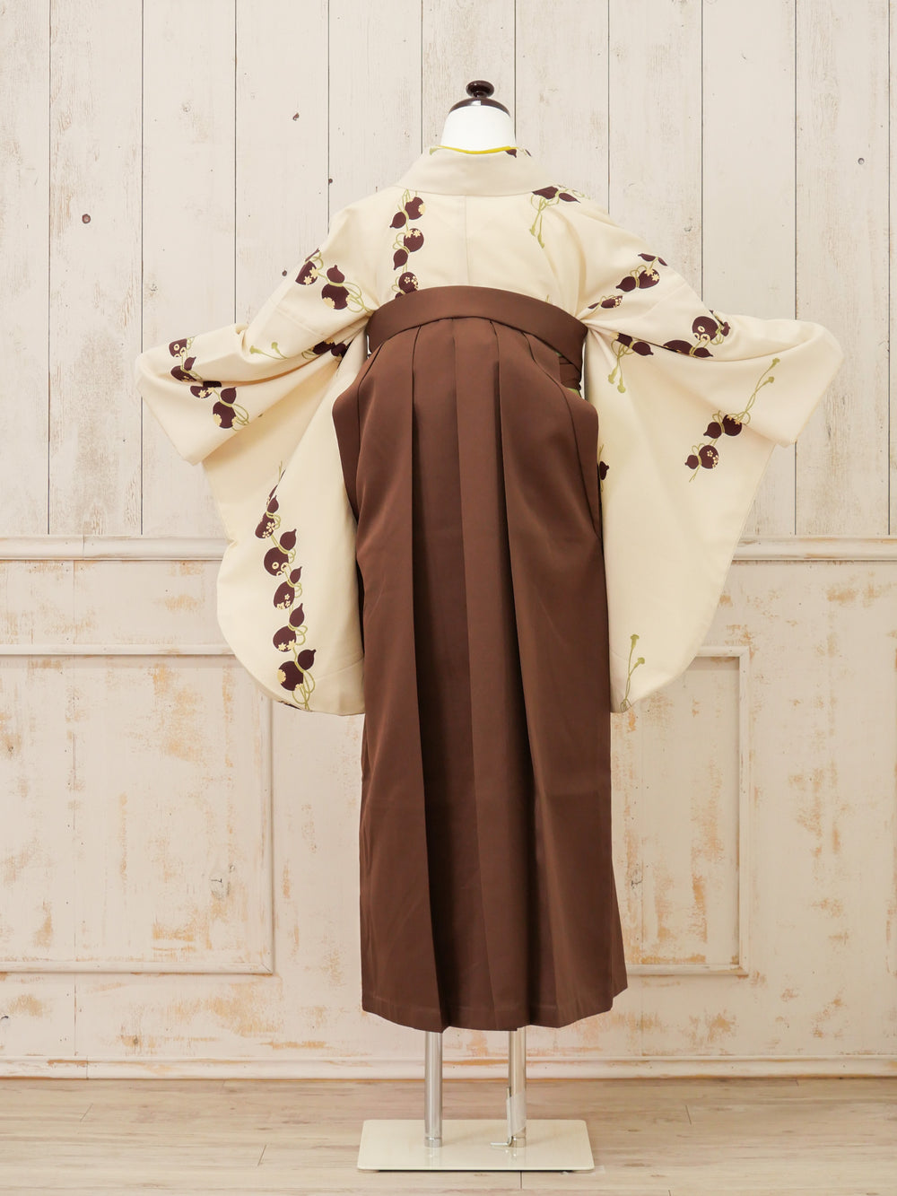 KR-057/クリームひょうたん　卒業袴