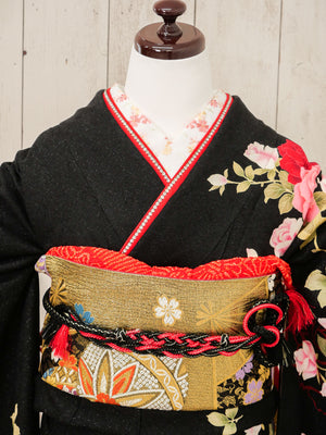 FR-046　黒地ピンクバラ　振袖