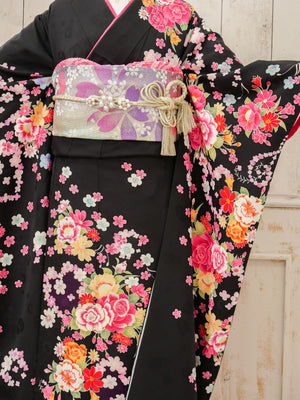 FR-049   黒地ハート小花　振袖